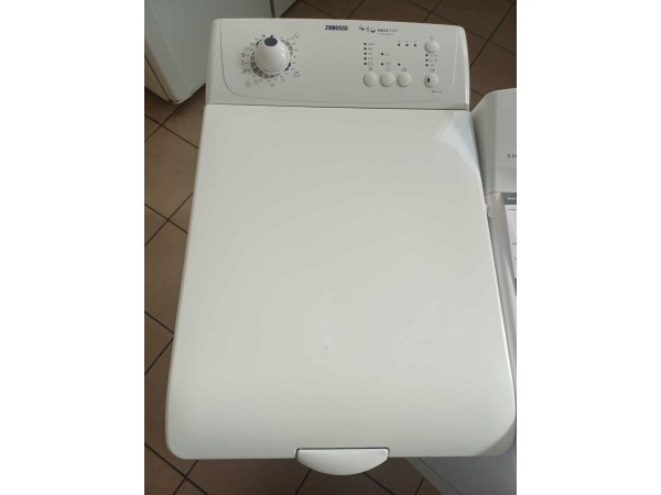 Felújított Zanussi ZWQ5100 Felültöltős Mosógép [HFV803] 