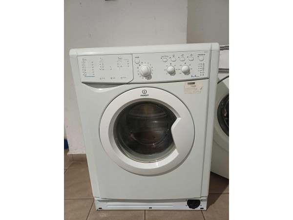 Használt Indesit IWC6125 Elöltöltős Keskeny Mosógép [H17419] 