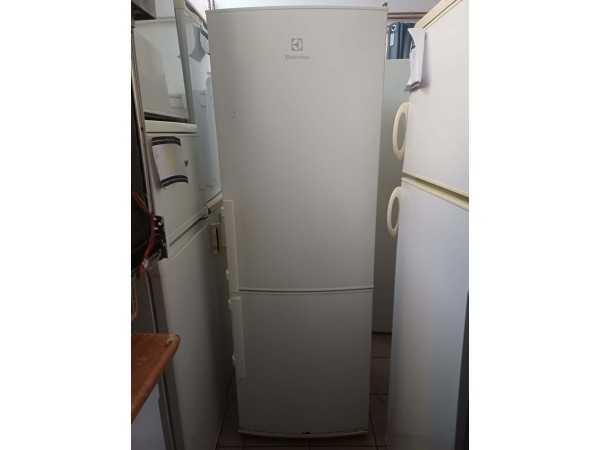 Használt Electrolux EN3400AOW Kombinált Hűtő [H17423] 