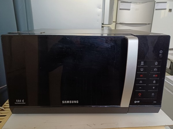 Használt Samsung GE86NB Mikrohullámú Sütő [H17448] 