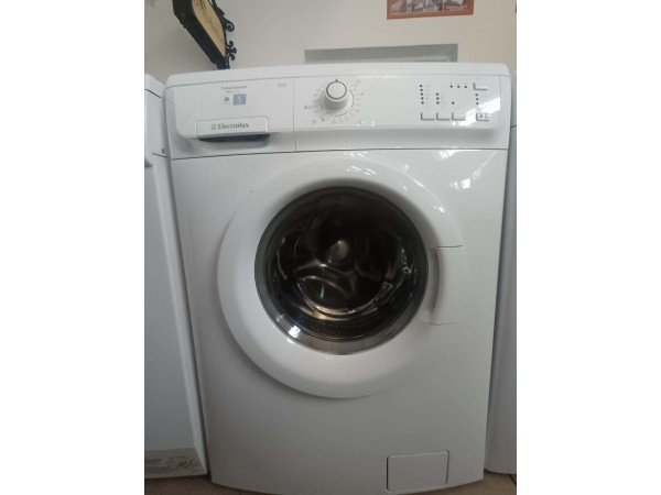 Használt Electrolux EWS 106110W Elöltöltős Keskeny Mosógép [H17450] 