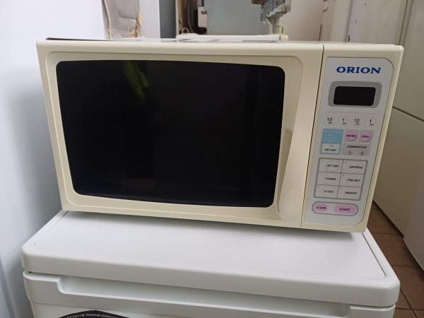Használt Orion OM-023D Mikrohullámú Sütő [H17551] 