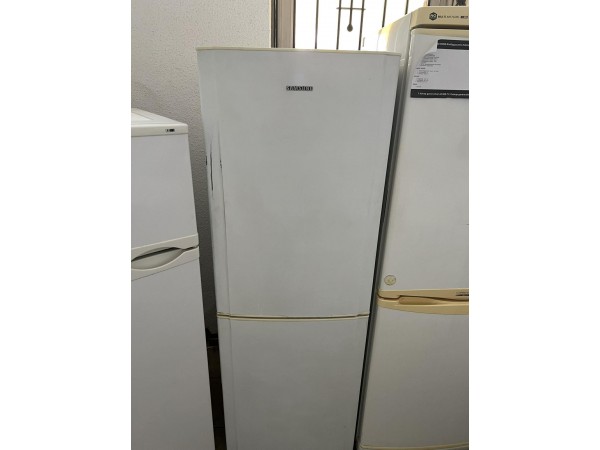 Használt Samsung RL24FCSW alulfagyasztós hűtőszekrény [H17599] 