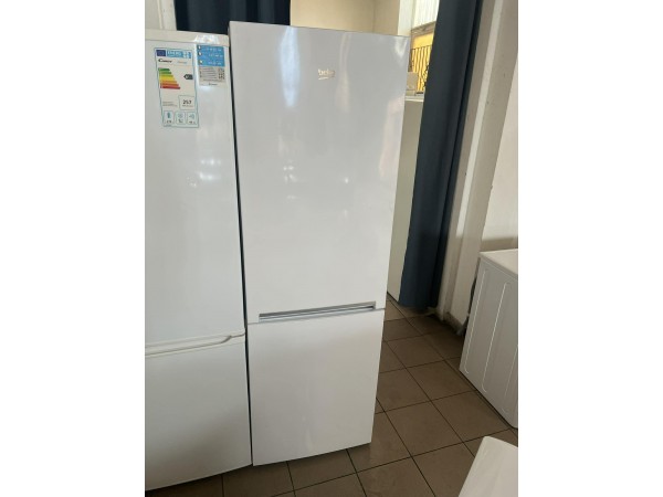 Használt Beko RCSA365K20W Alulfagyasztós hűtőszekrény [KH287] 