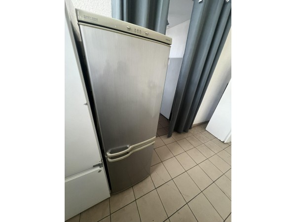 Használt Samsung RL 28FBSI Alulfagyasztós Hűtőszekrény [H17621] 