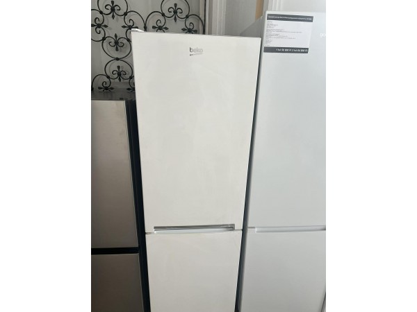 Használt BEKO RCSA270K30WN Alulfagyasztós hűtőszekrény [H17628] 
