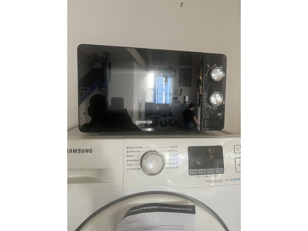 Felújított Gorenje MO20E1B Mikróhullámú sütő [HFV871] 