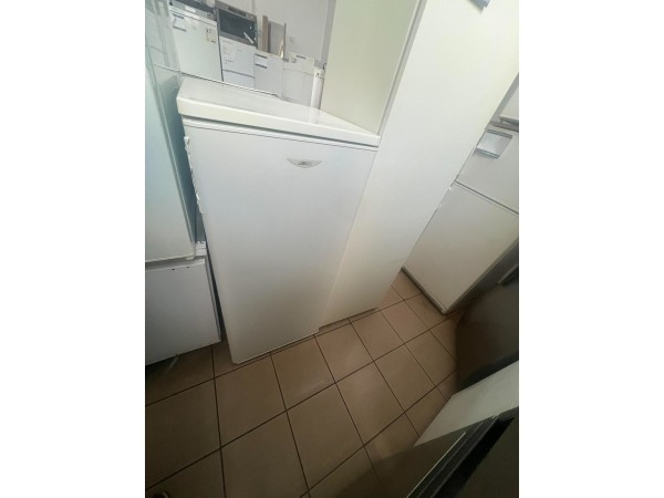 Használt Zanussi ZRC25JB normál hűtőszekrény [KH313] 