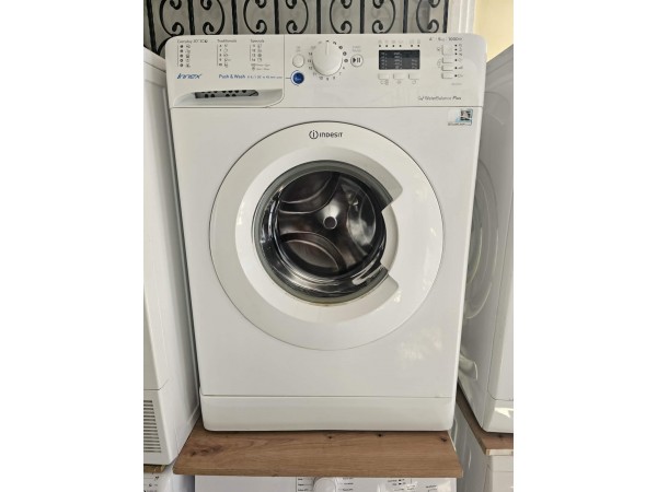 Használt Indesit BWSA 51052 W EU elöltöltős keskeny mosógép [KH322] 