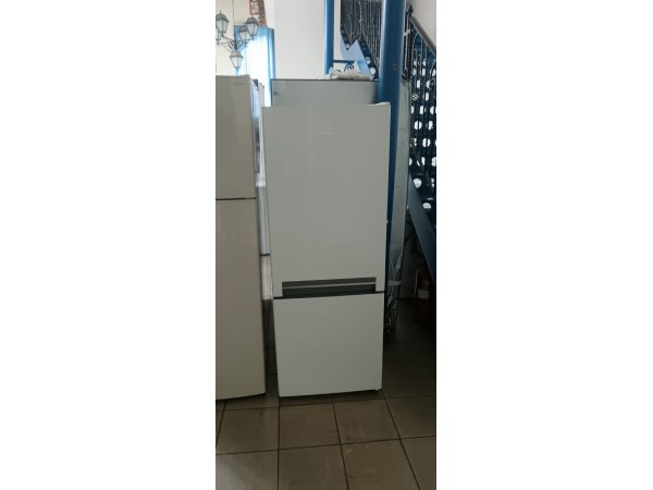 Használt Indesit LI6S1W kombinált hűtőszekrény [H17802] 