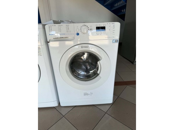 Hasznát Indesit BWSA61253 Elöltöltős Keskeny Mosógép [H17843] 