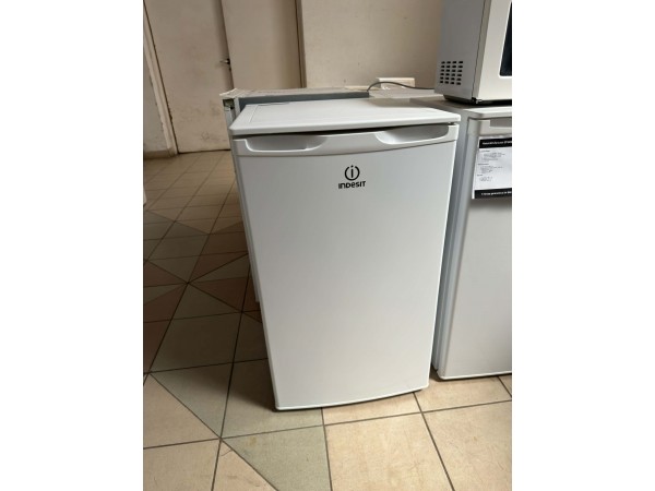 Használt Indesit TFAA5-S Hűtőszekrény [H17930] 