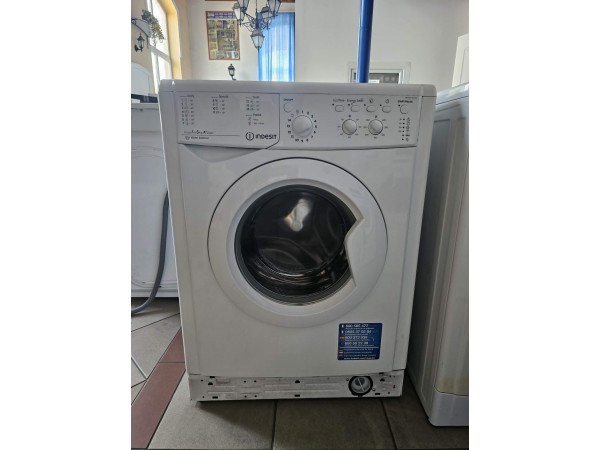Használt Indesit IWSNC 51051X9 keskeny elöltöltős mosógép [H17976] 