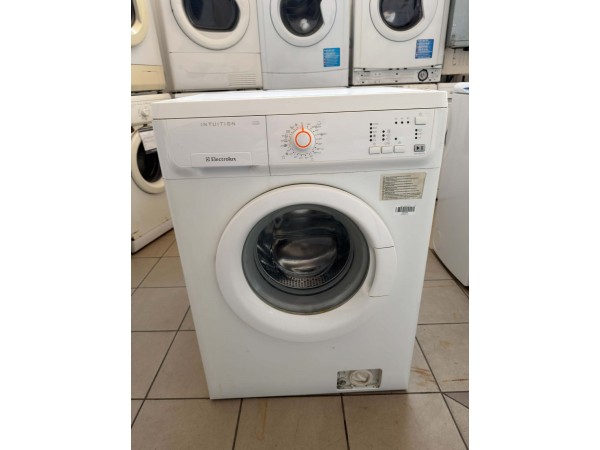 Használt Electrolux EWS 10010 W Elöltöltős keskeny mosógép [H17985] 