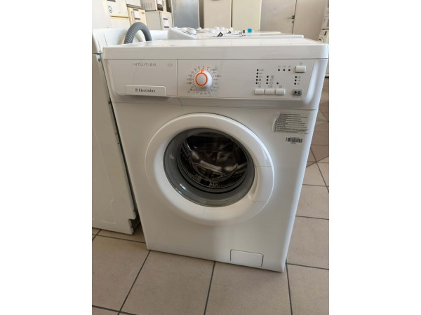 Használt Electrolux EWS 10010 W Elöltöltős keskeny mosógép [H17986] 