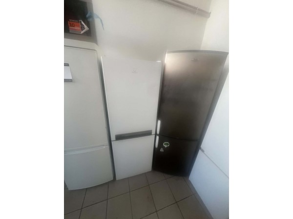 Használt Indesit LI7S1W Alulfagyasztós hűtőszekrény [H17990] 