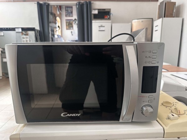Használt Candy CMXG20DS mikrohullámú sütő [H17999] 