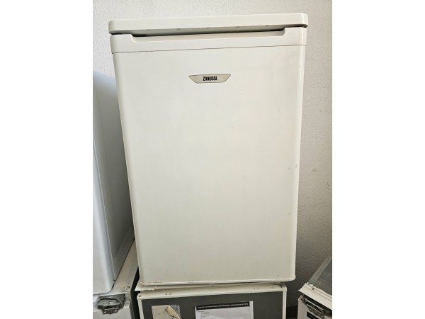 Használt Zanussi ZT1541B Normál Hűtőszekrény [H18062] 