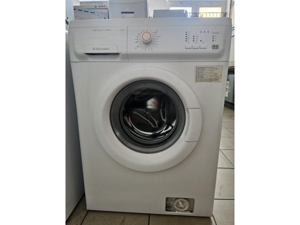 Használt Electrolux EWS 10010 W Elöltöltős keskeny mosógép [H18070] 